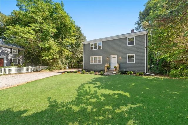 7 Laneway Court B, Narragansett, RI 02882