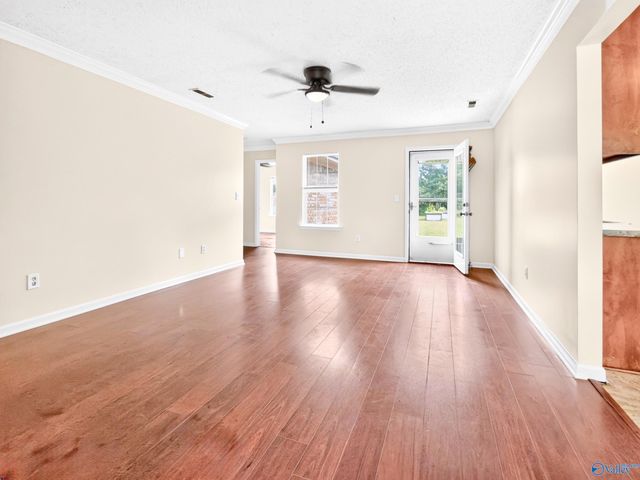 327 Shady Lane, Hazel Green, AL 35750