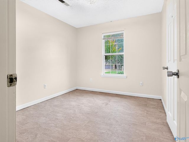 327 Shady Lane, Hazel Green, AL 35750