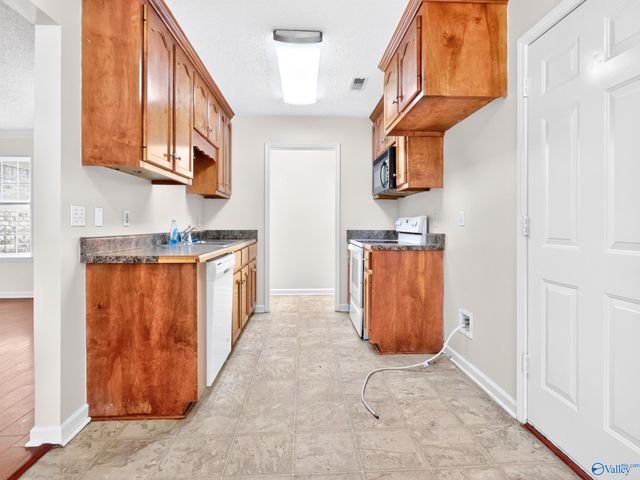 327 Shady Lane, Hazel Green, AL 35750