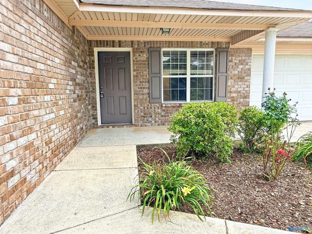 327 Shady Lane, Hazel Green, AL 35750
