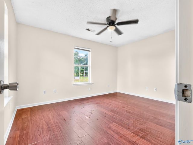 327 Shady Lane, Hazel Green, AL 35750