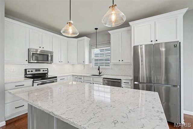 3159 Wheeling Drive, St Charles, MO 63301