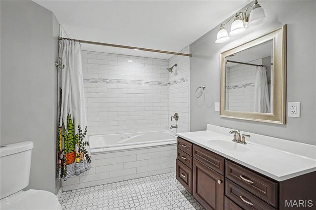 3159 Wheeling Drive, St Charles, MO 63301