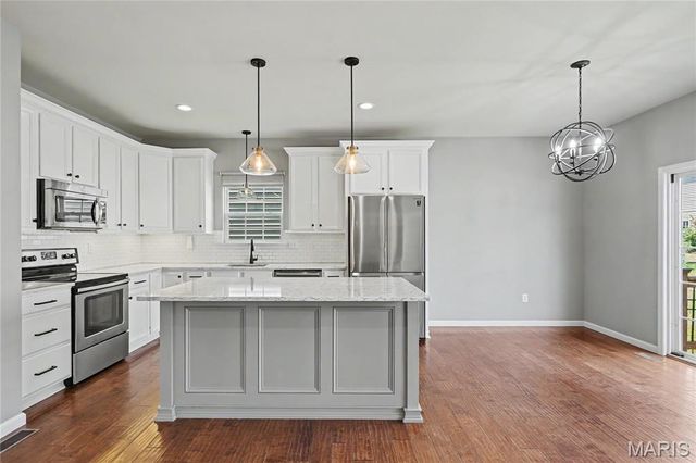 3159 Wheeling Drive, St Charles, MO 63301