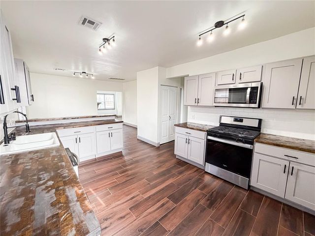 2800 NW 12th Street, Oklahoma City, OK 73107