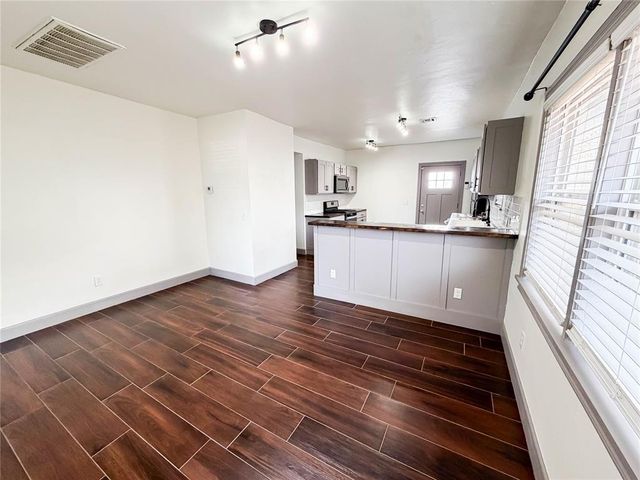 2800 NW 12th Street, Oklahoma City, OK 73107