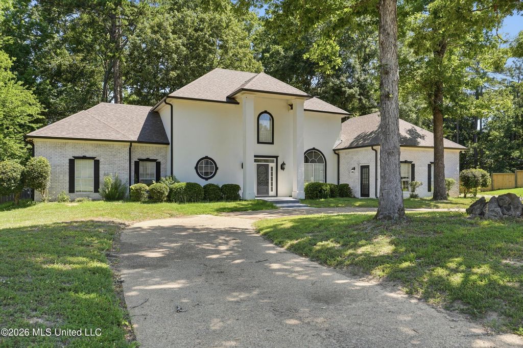 409 Fawnwood Drive, Brandon, MS 39042