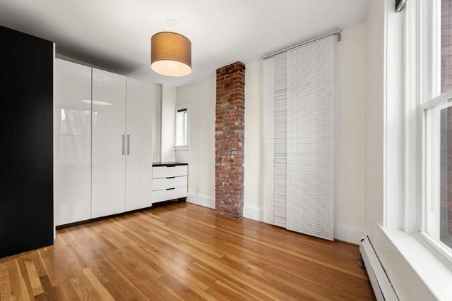 96 Brook St 3, Brookline, MA 02445