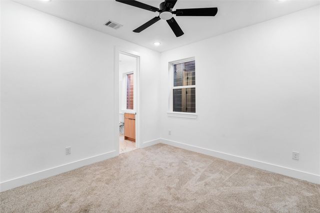 3405 Baer Street, Houston, TX 77020