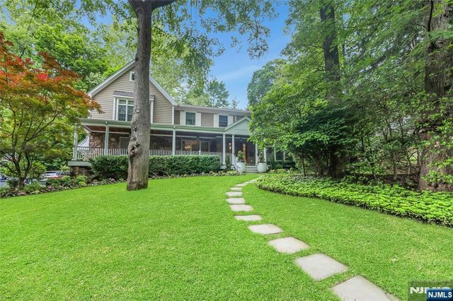 245 Allison Court, Englewood, NJ 07631