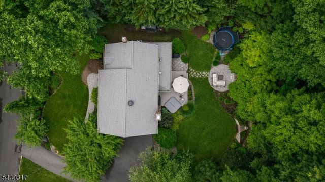 34 Wilcox Dr, Mountain Lakes Boro, NJ 07046