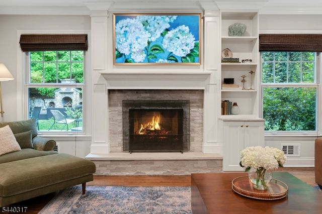 34 Wilcox Dr, Mountain Lakes Boro, NJ 07046