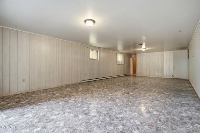 128 Northwest 10th Street, Norton, VA 24273