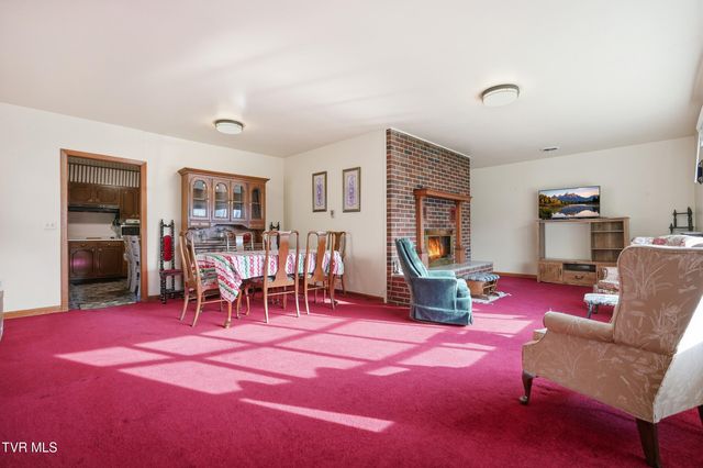 128 Northwest 10th Street, Norton, VA 24273