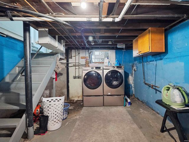 3618 Robinwood Drive, Fort Wayne, IN 46806