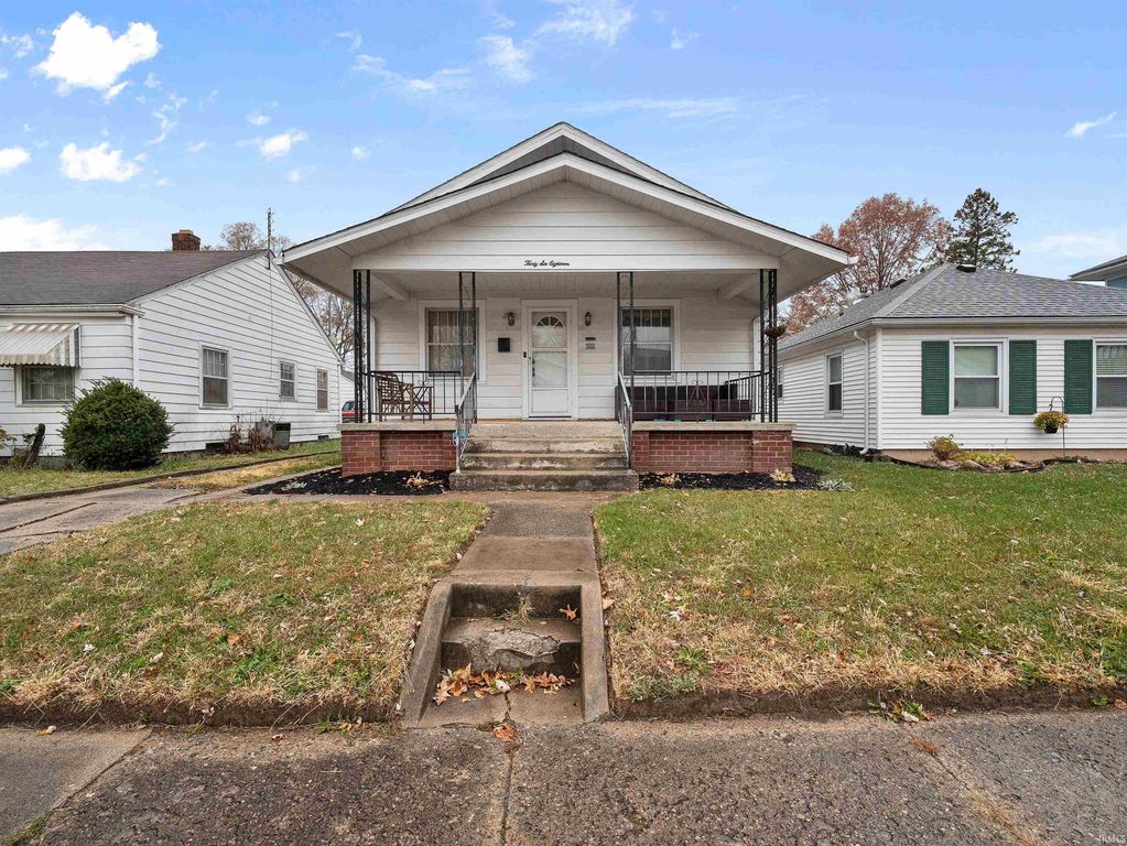 3618 Robinwood Drive, Fort Wayne, IN 46806