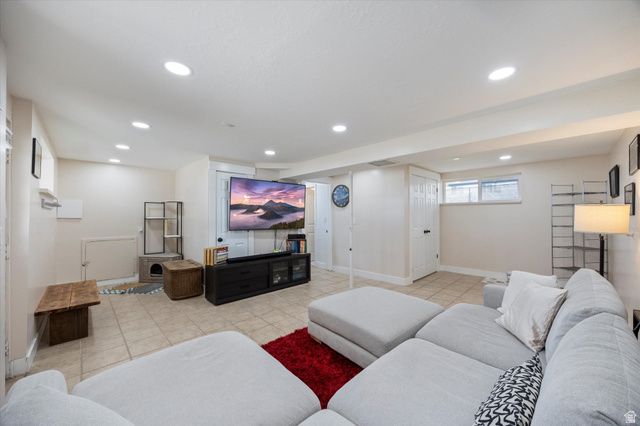 1042 N GRAMERCY AVE, Ogden, UT 84404