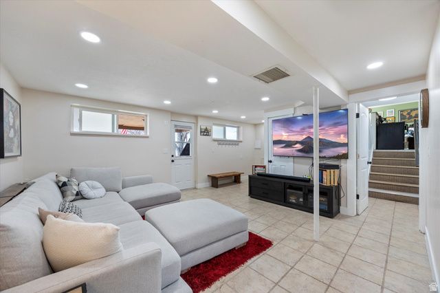 1042 N GRAMERCY AVE, Ogden, UT 84404