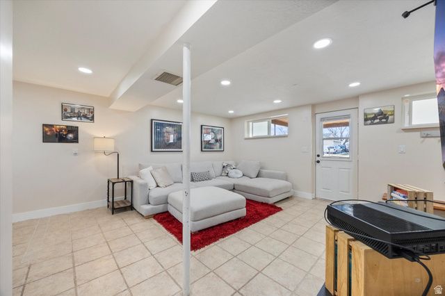 1042 N GRAMERCY AVE, Ogden, UT 84404