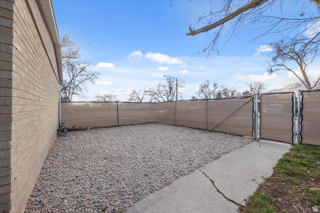 1042 N GRAMERCY AVE, Ogden, UT 84404