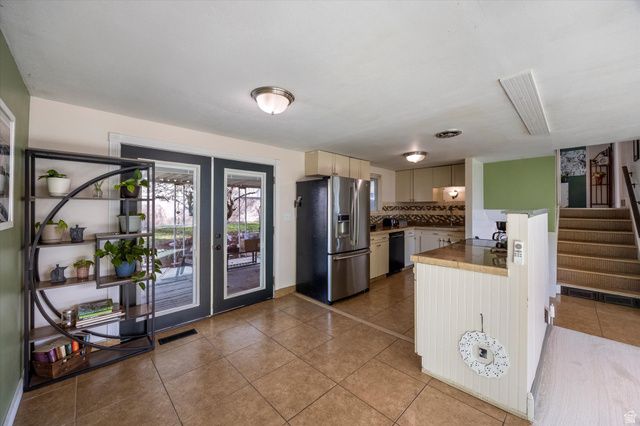 1042 N GRAMERCY AVE, Ogden, UT 84404