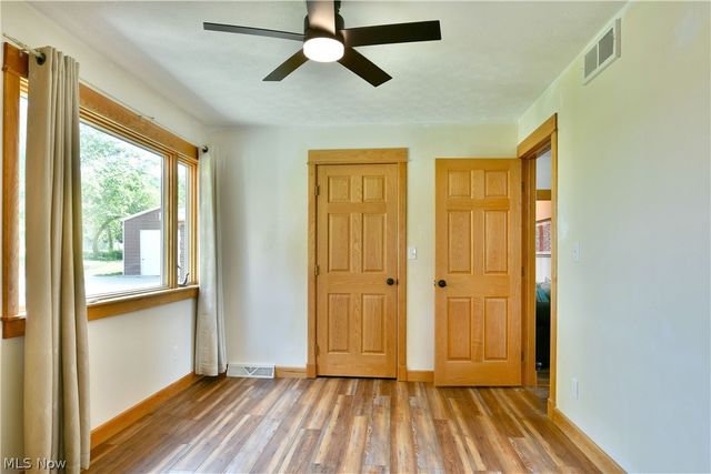 5305 Warren Sharon Road, Vienna, OH 44473
