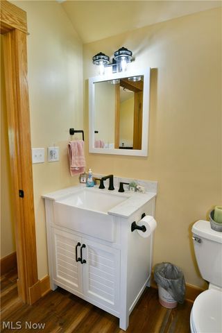 5305 Warren Sharon Road, Vienna, OH 44473