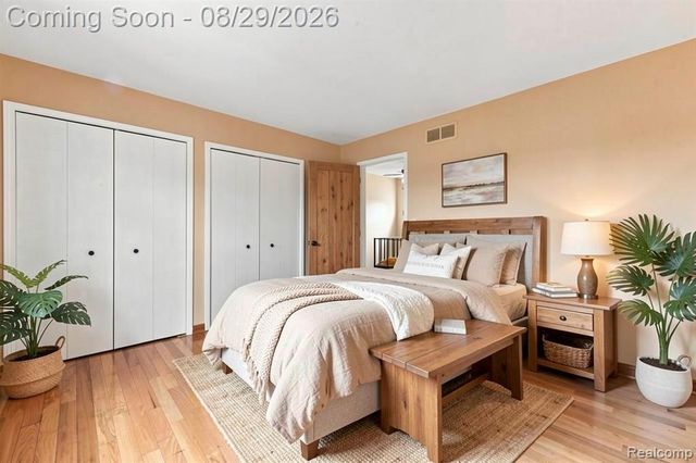 456 Farmridge Court, Rochester, MI 48307