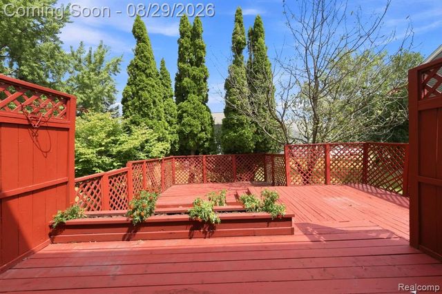 456 Farmridge Court, Rochester, MI 48307