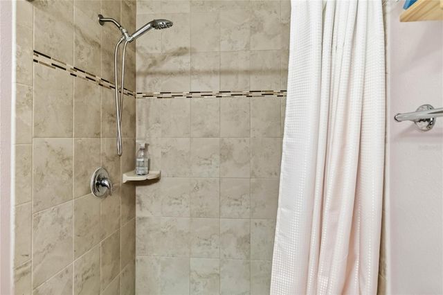 4601 ROBBINS AVENUE, Orlando, FL 32808