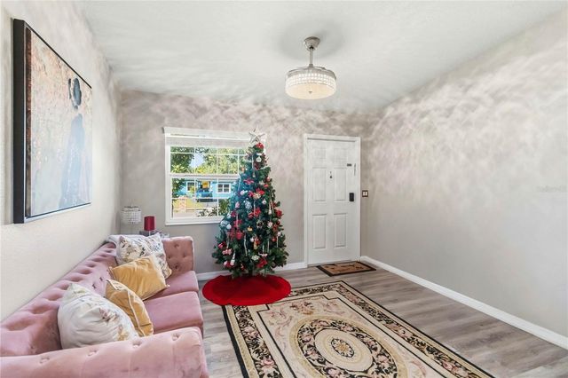 4601 ROBBINS AVENUE, Orlando, FL 32808