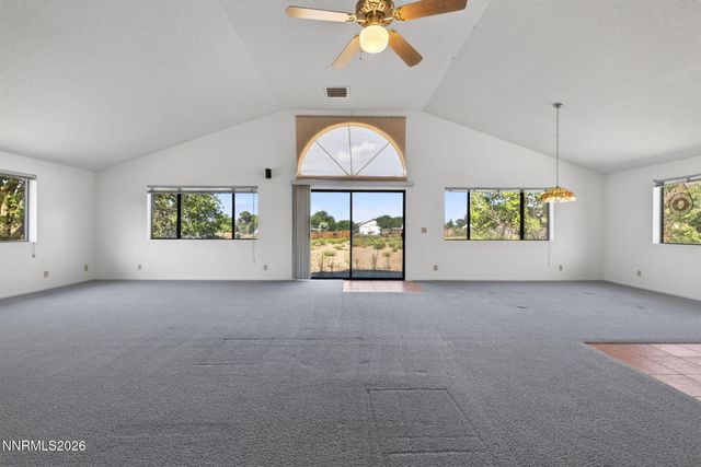 2724 Stewart Avenue, Minden, NV 89423
