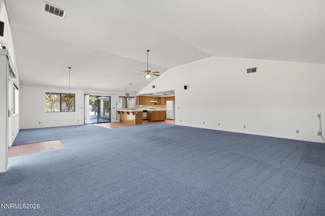 2724 Stewart Avenue, Minden, NV 89423