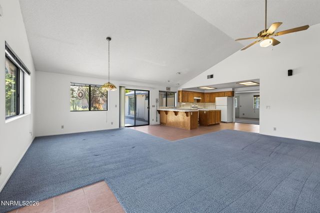 2724 Stewart Avenue, Minden, NV 89423