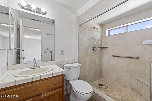 2724 Stewart Avenue, Minden, NV 89423