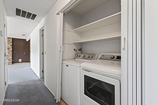 2724 Stewart Avenue, Minden, NV 89423