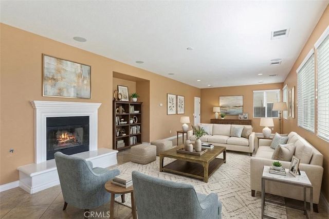 42542 Vancouver, Murrieta, CA 92562