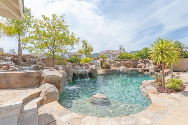 42542 Vancouver, Murrieta, CA 92562