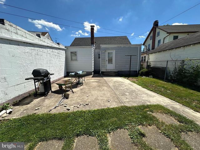 11042 LINCOLN AVE, Hagerstown, MD 21740