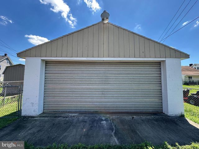 11042 LINCOLN AVE, Hagerstown, MD 21740