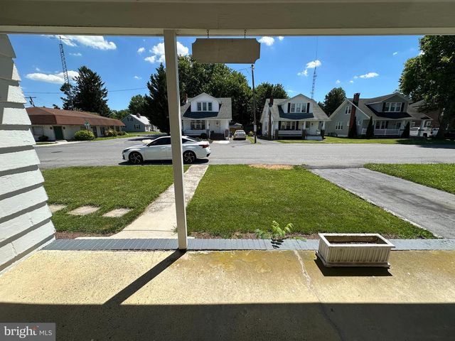 11042 LINCOLN AVE, Hagerstown, MD 21740