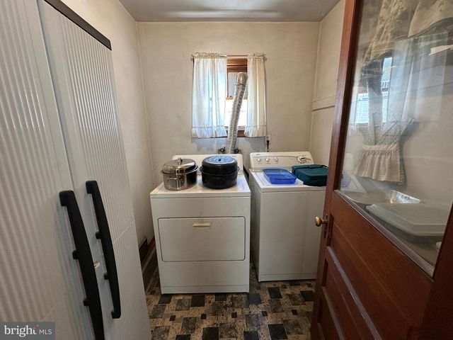 11042 LINCOLN AVE, Hagerstown, MD 21740