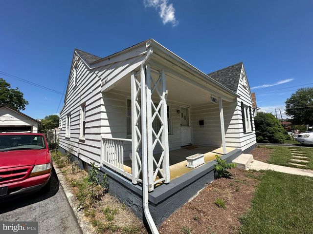 11042 LINCOLN AVE, Hagerstown, MD 21740