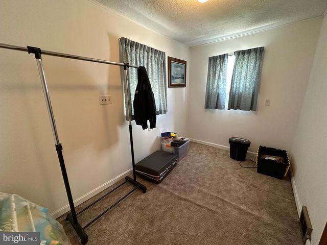 11042 LINCOLN AVE, Hagerstown, MD 21740