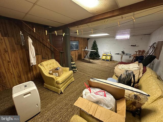 11042 LINCOLN AVE, Hagerstown, MD 21740