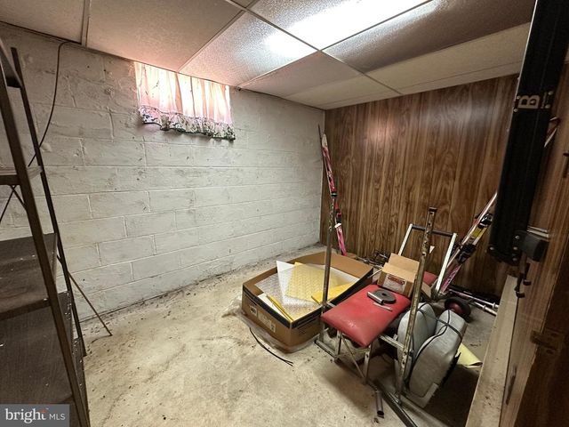 11042 LINCOLN AVE, Hagerstown, MD 21740