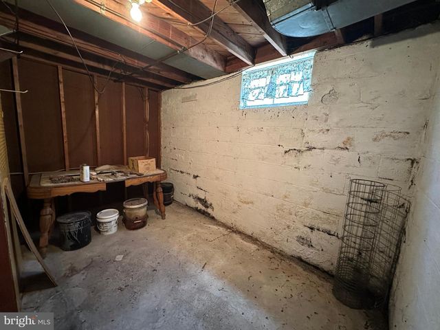 11042 LINCOLN AVE, Hagerstown, MD 21740