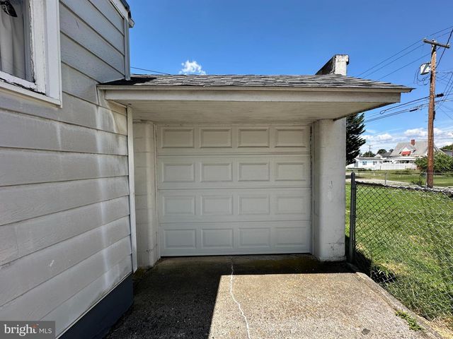 11042 LINCOLN AVE, Hagerstown, MD 21740