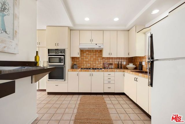 1422 Cardiff Avenue, Los Angeles, CA 90035